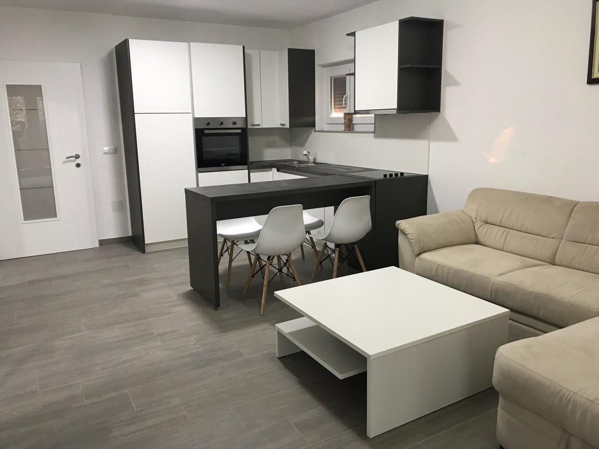 Exclusive Apartment Bihać Exteriör bild